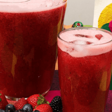 Agua de Frutos Rojos Litro