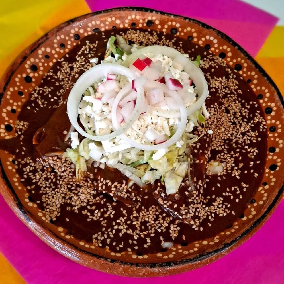 Envueltos de Mole Poblano