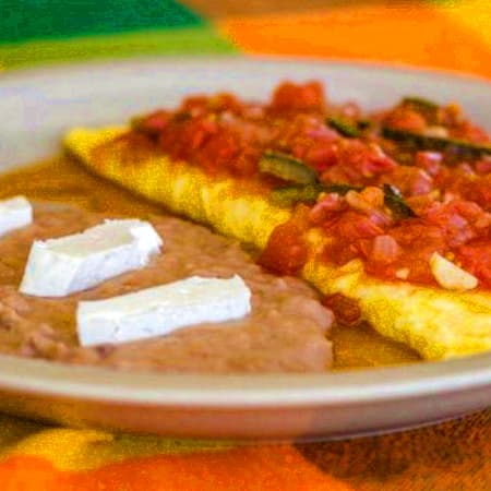 Omelette a la Mexicana