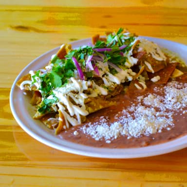 Chilaquiles Rojos o Verdes Naturales sin Proteína