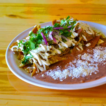 Chilaquiles Rojos o Verdes Naturales sin Proteína