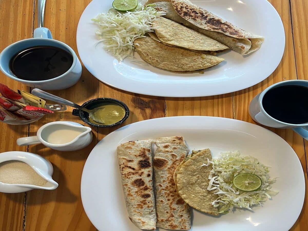 Alameda Café y Cocina
