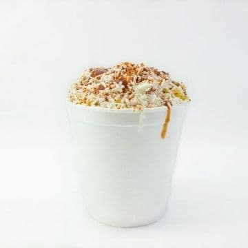 Elote en Vaso o Palo Mayonesa, Crema y Queso