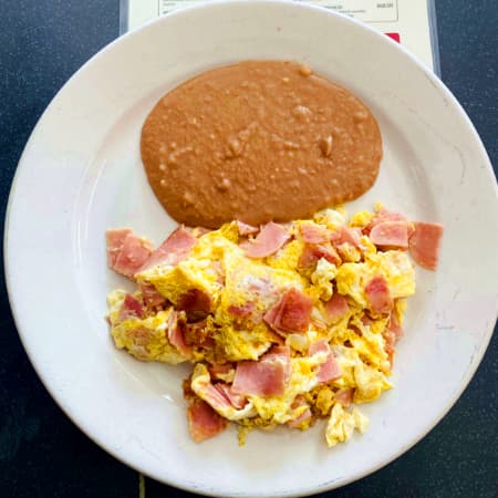 Huevos con Jamón