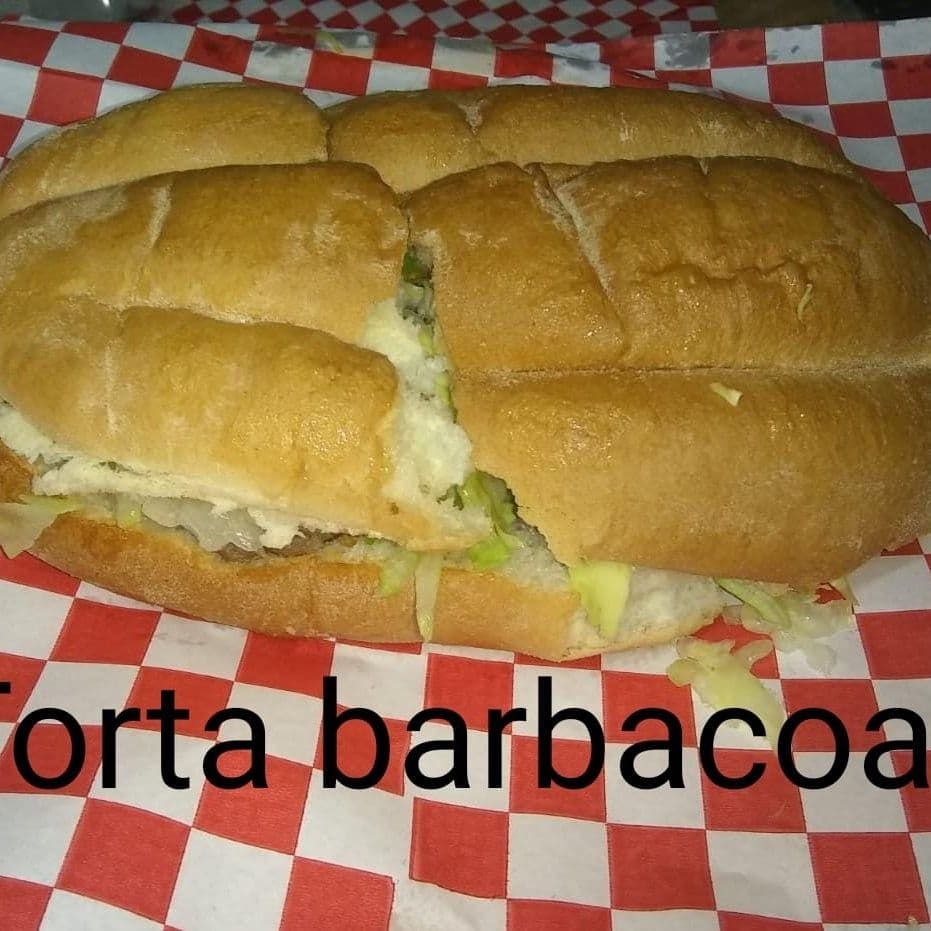3 Tortas de Barbacoa + Coca Cola 1.75 L