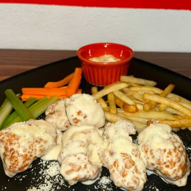 Orden Chica de Boneless (200gr Aprox.)