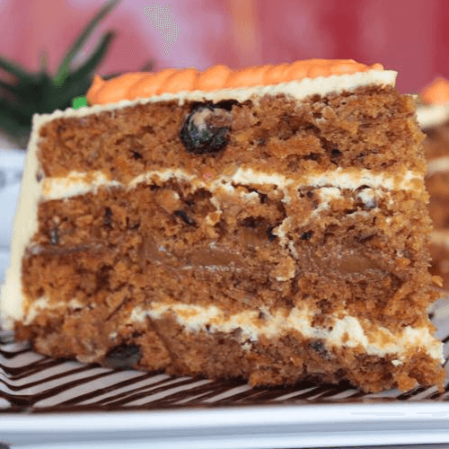 Combo-Combo Torta de Zanahoria + 2 bebidas
