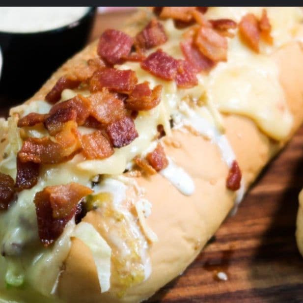 2 X 1 Perros Gratinados + Jamón