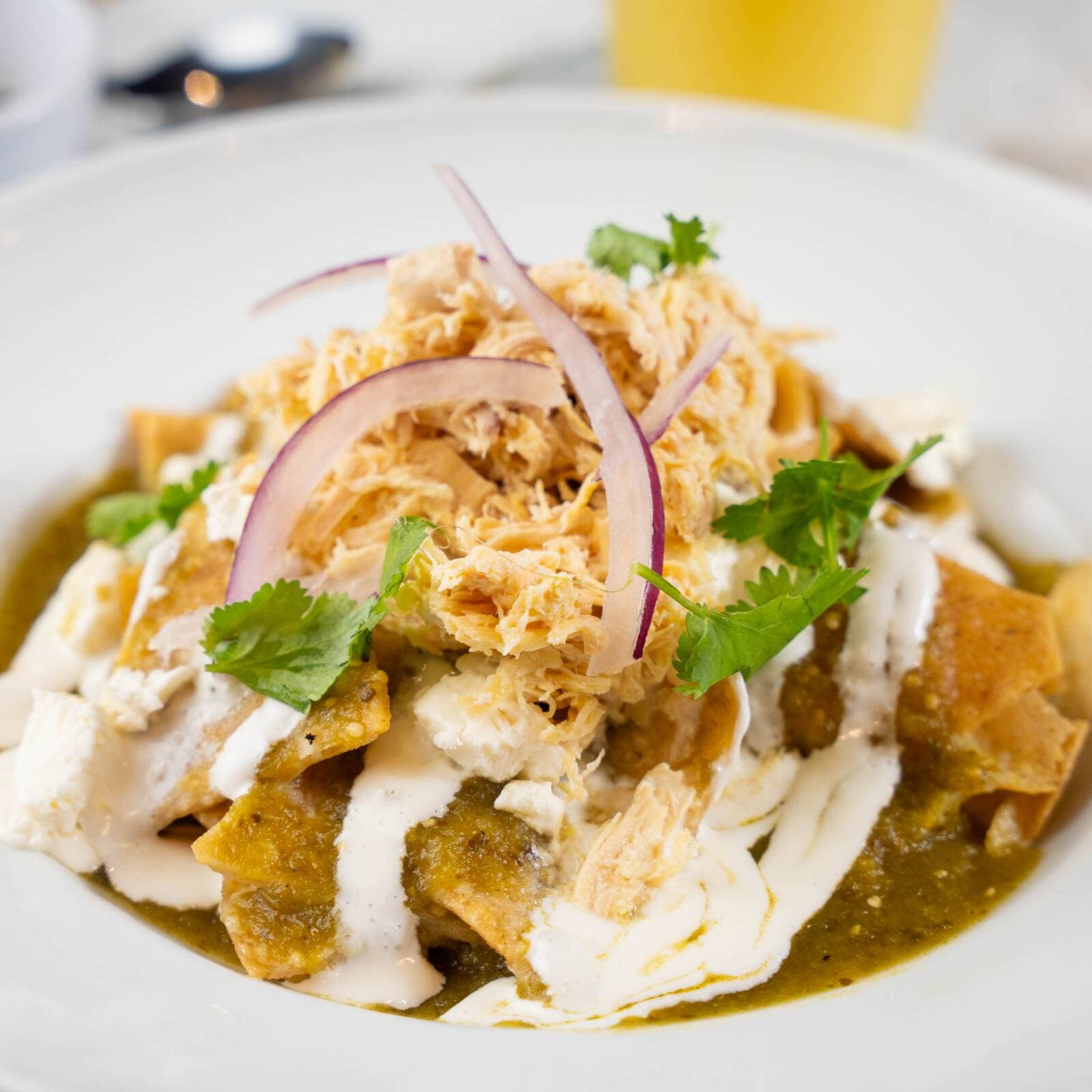 Chilaquiles Verdes Con Pollo Incluido