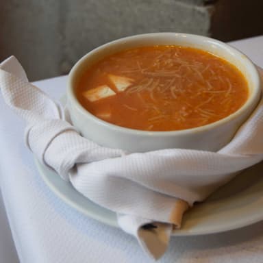 Sopa de Fideos "Legendaria"