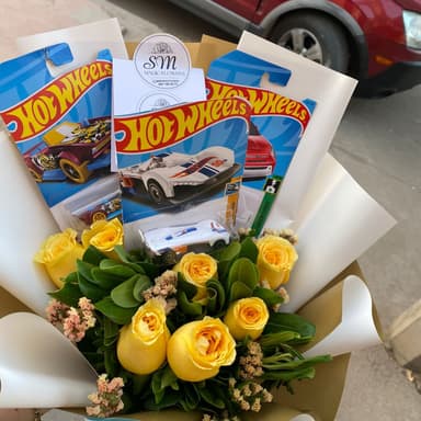 6 Rosas con Carros Hotwell
