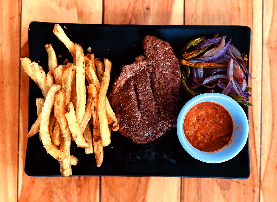 Combo Corte de Rib Eye con Coca