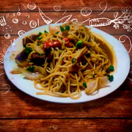 Tallarín Saltado de Carne