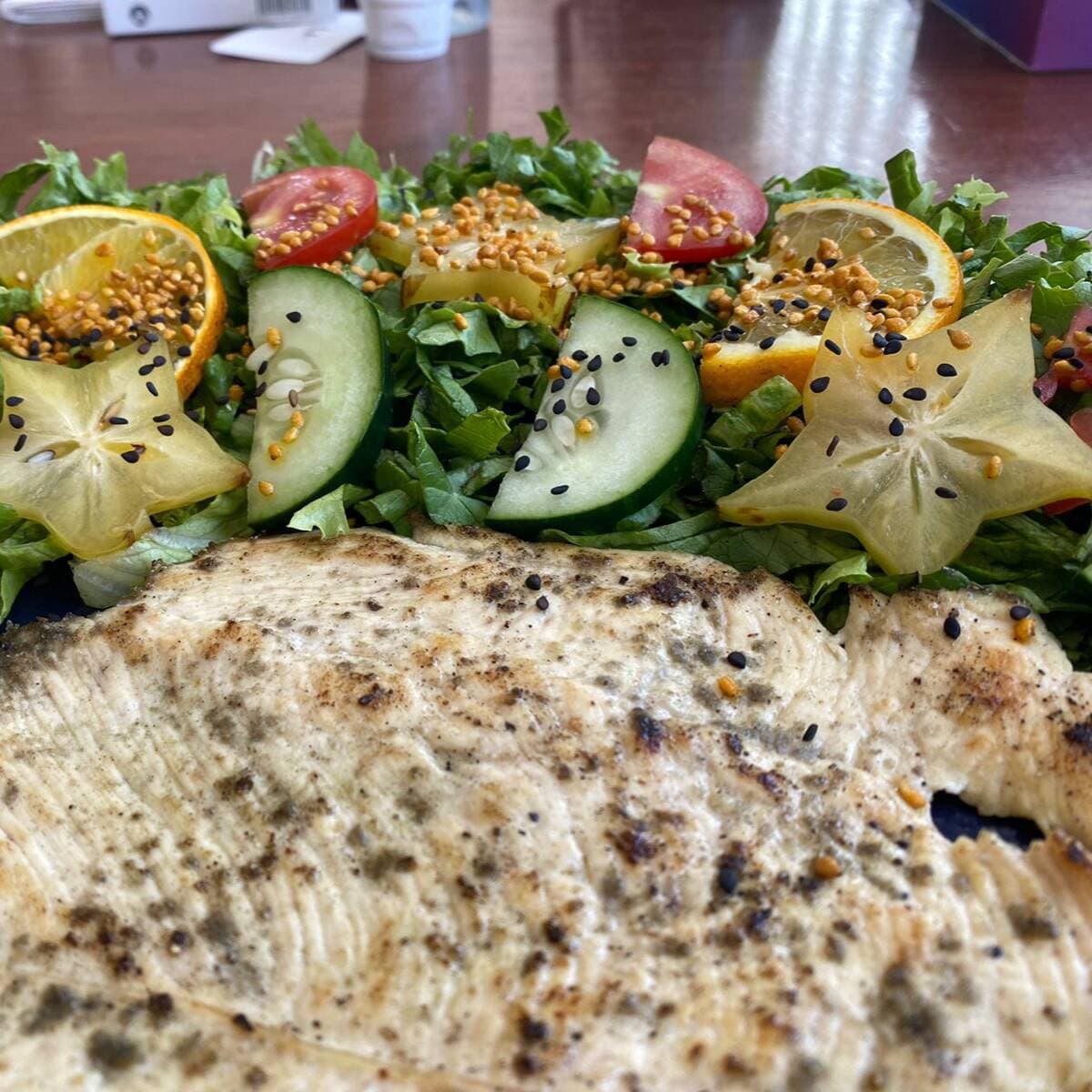 Pechuga Asada con Ensalada