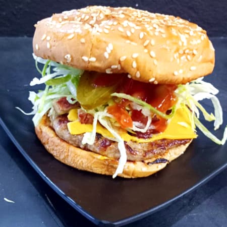 HAMBURGUESA ESPECIAL