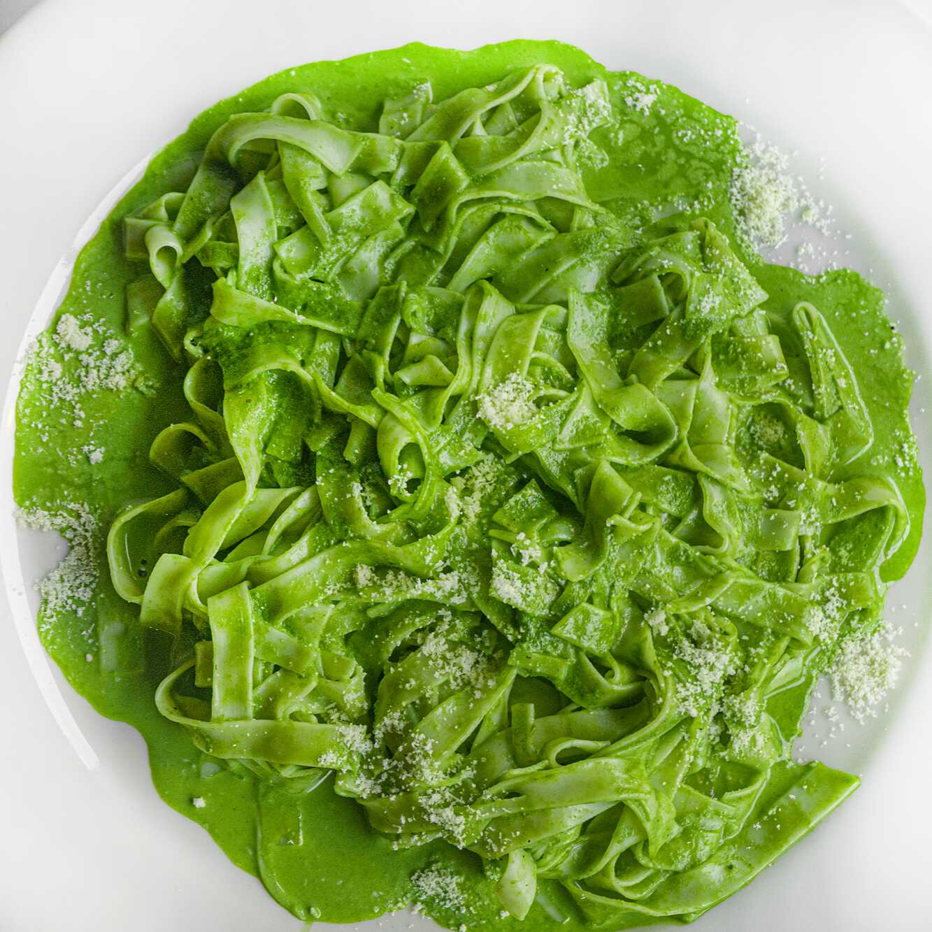 Fetuccini en Salsa al Pesto