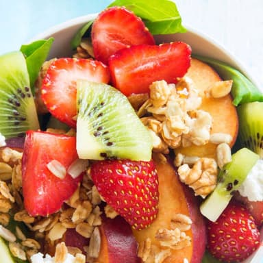 Fruta con Granola