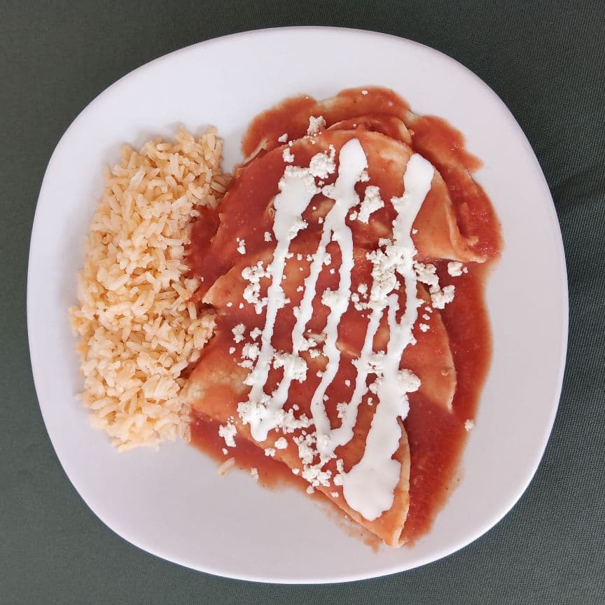 enchiladas rojas