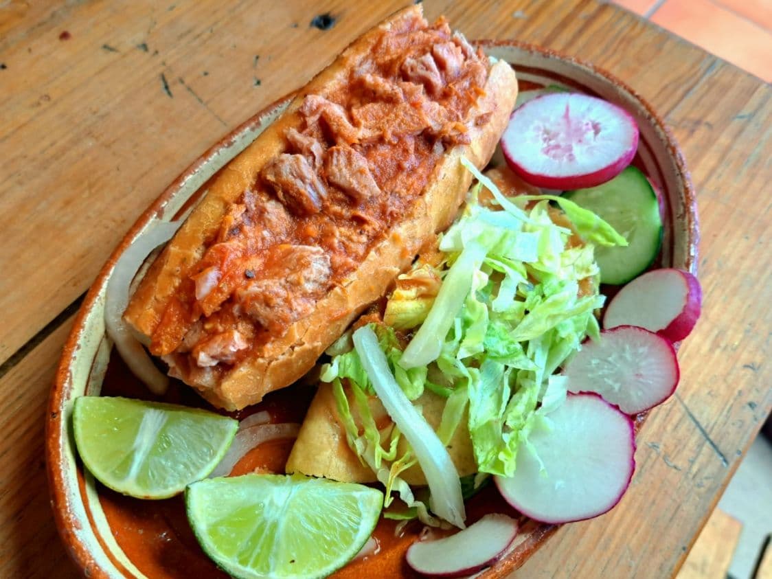 Tortas ahogadas y tacos de barbacoa Ahogueria