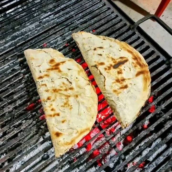 tlayuda de pastor