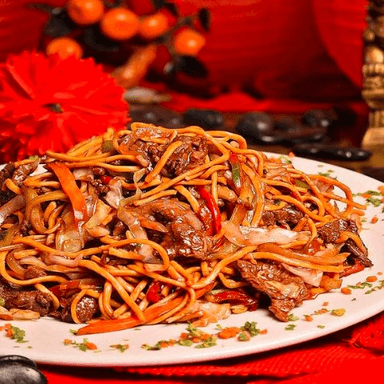 Lo Mein Especial con Carne de Res