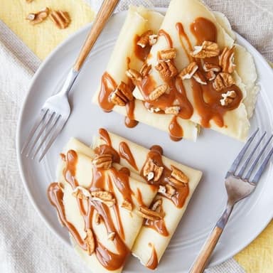 Crepa de cajeta plátano y nuez