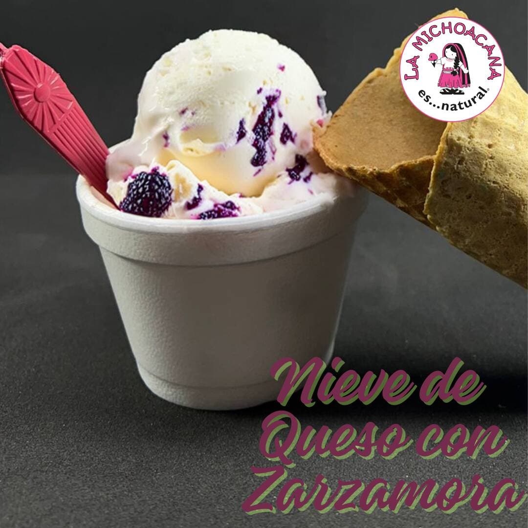 Helado de Queso Con Zarzamora