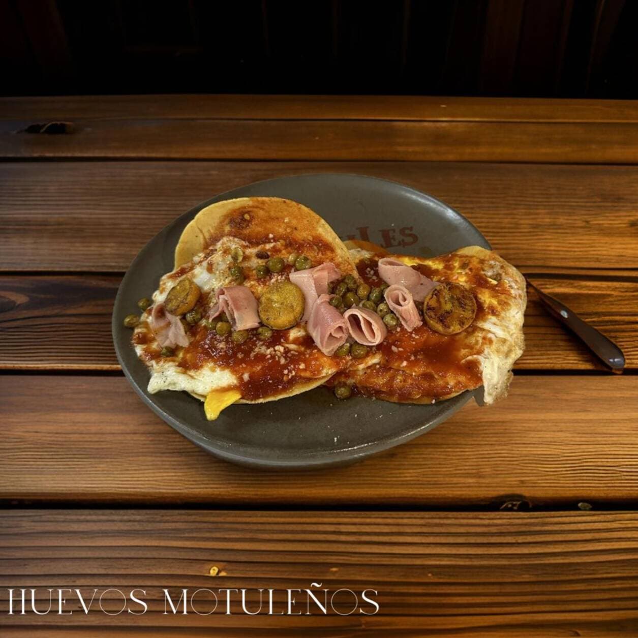 Huevos Motuleños