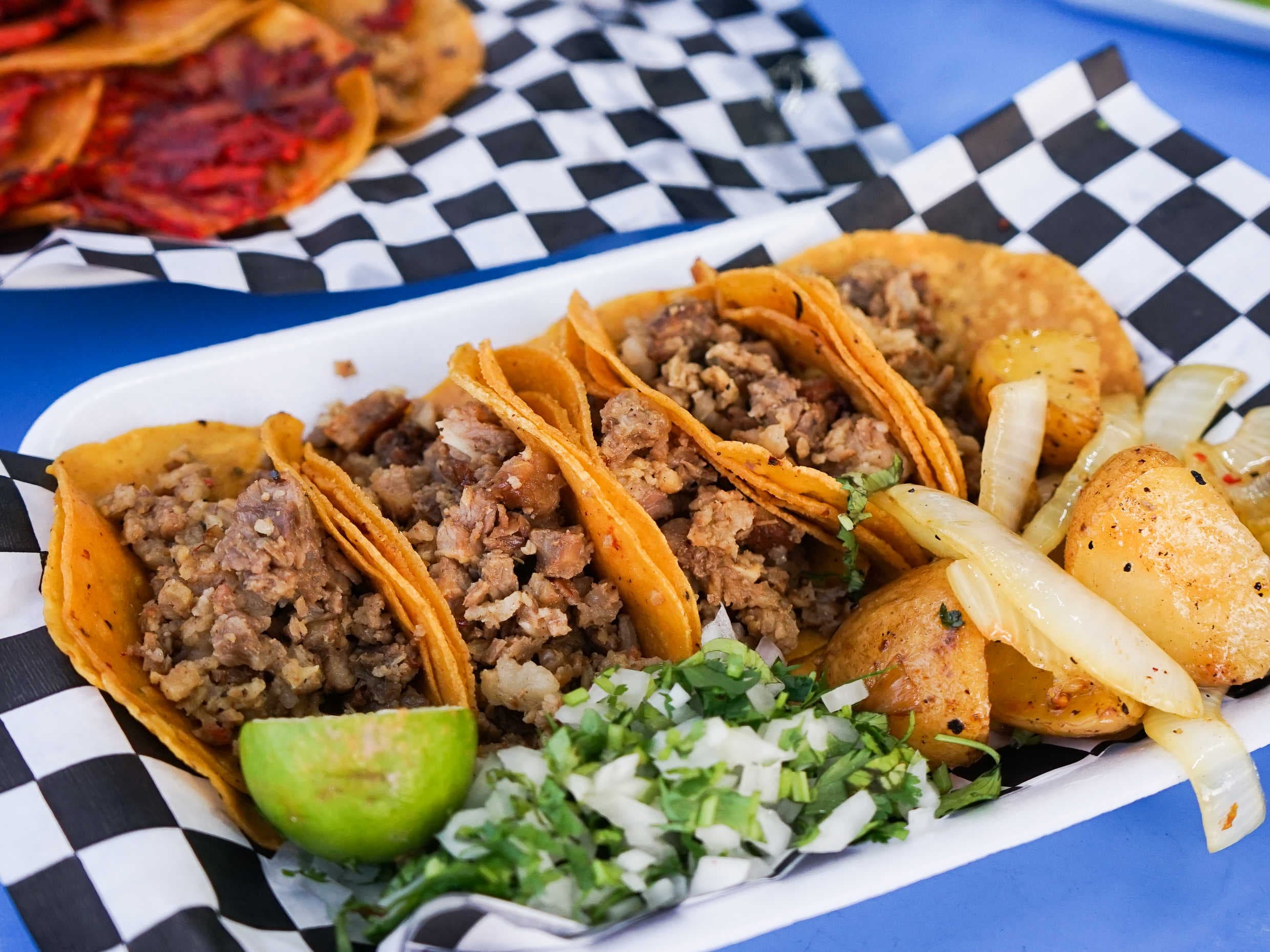 Orden de 5 Tacos Mixta