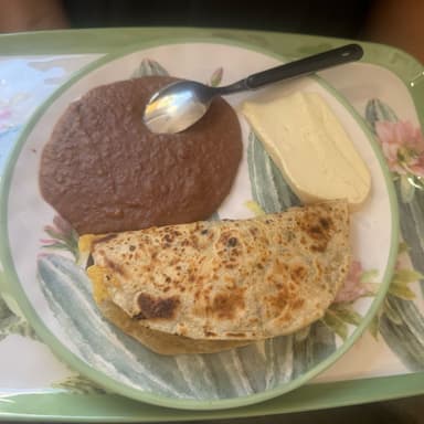 Orden de 1 Quesadilla Mix.