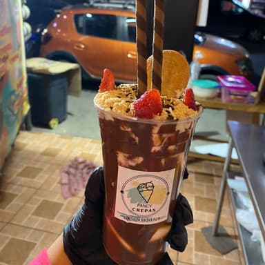 Fresas con Crema y NUTELLA Tamaño Alto