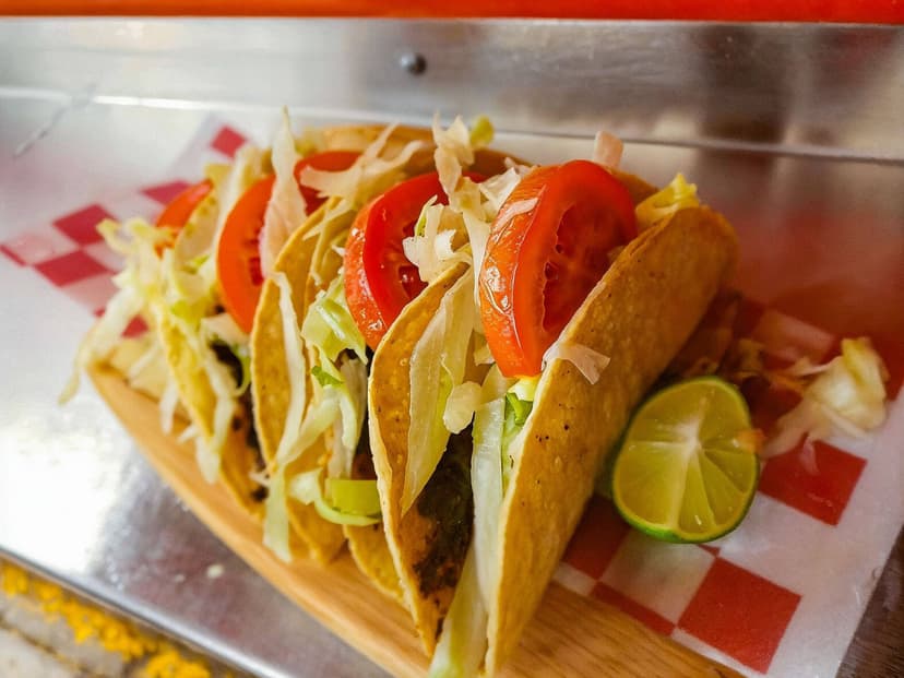 Las Flautas Gansas y Ensaladas