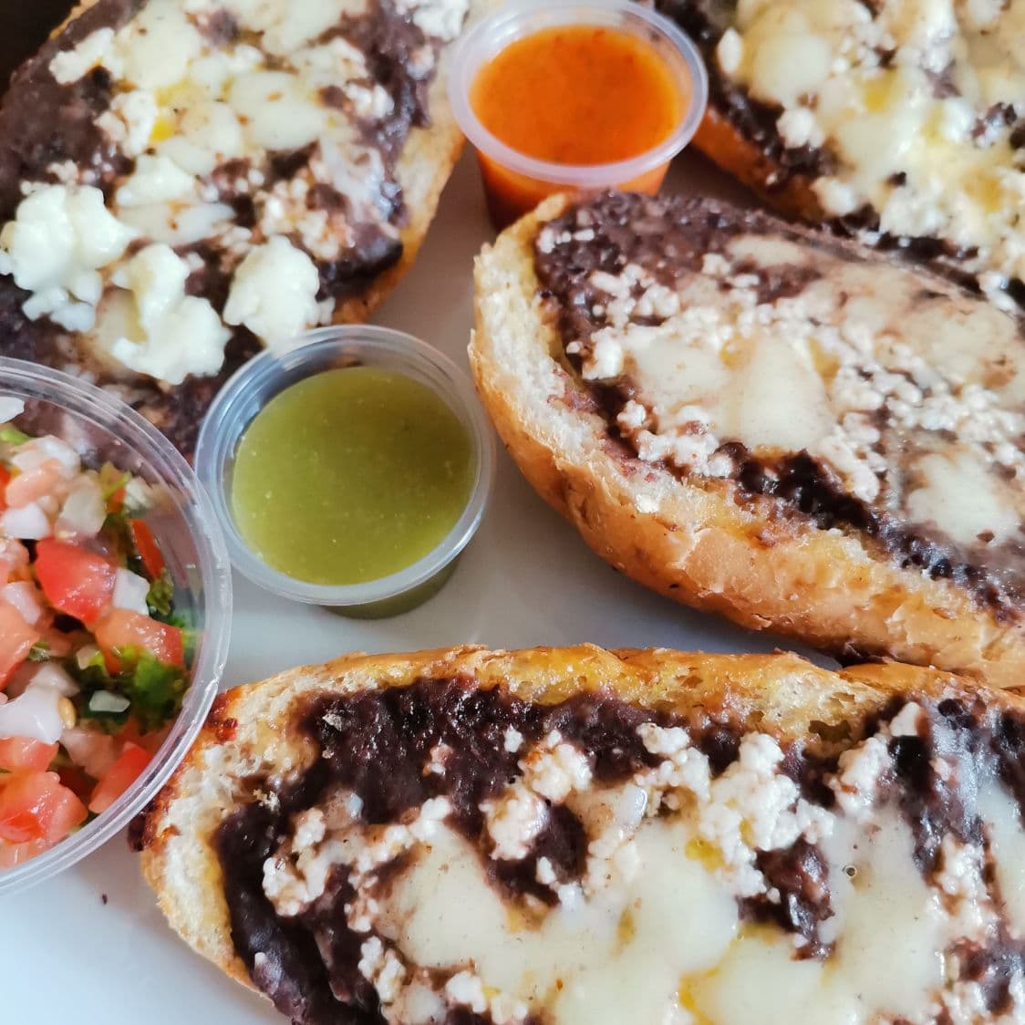 Molletes Tradicionales 1/2 Orden