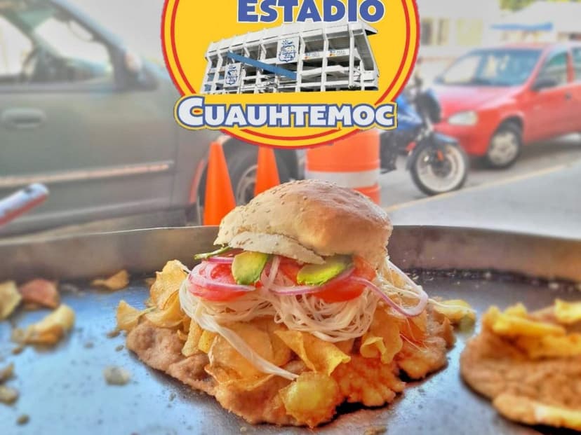 Cemitas Del Estadio Cuauhtemoc