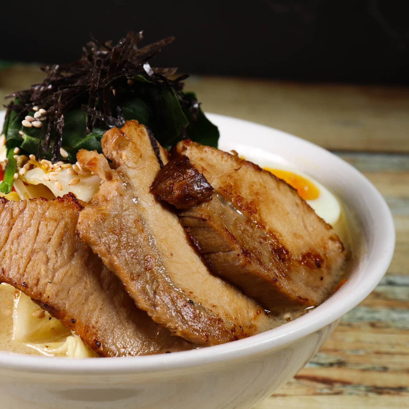 TONKOTSU RAMEN