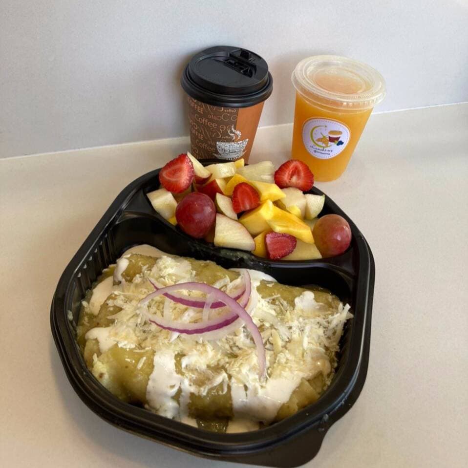 Combo Enchiladas Verdes Con Pollo Salteado+Jugo,te