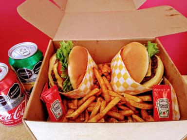 Combo Grab-N-Share Couple