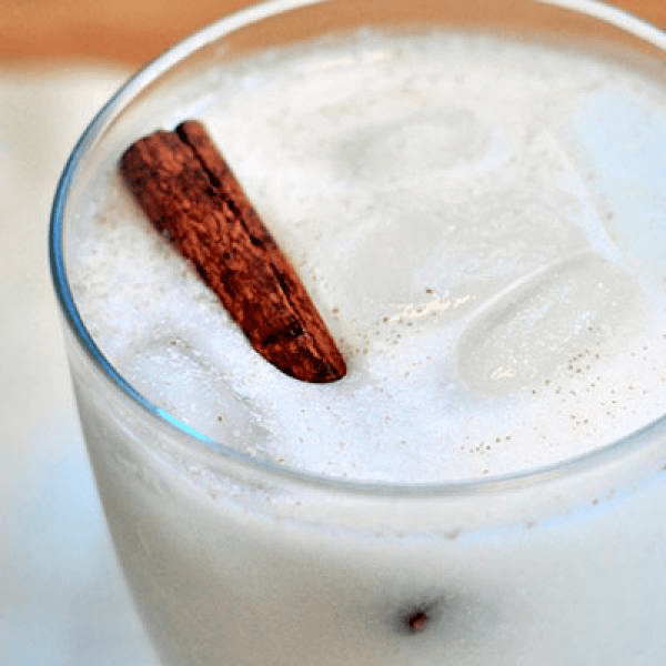 Agua de horchata de 1 litro.