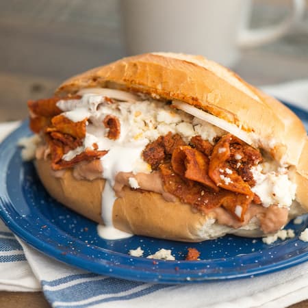 La Reina del Firmamento (Torta de Chilaquiles)