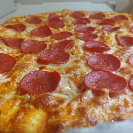 PIZZA DE PEPERONI