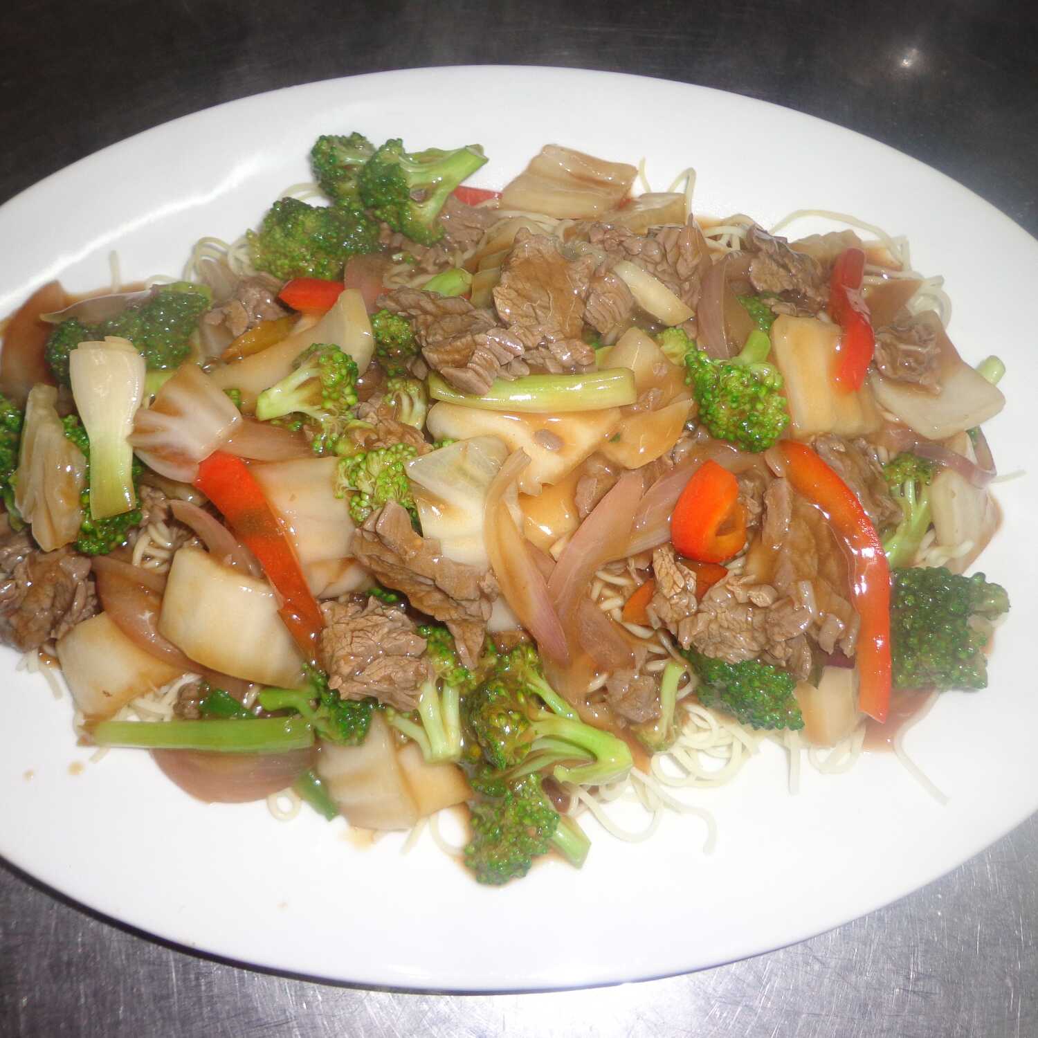 Tallarín con Carne