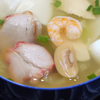 Sopa Wantán Especial