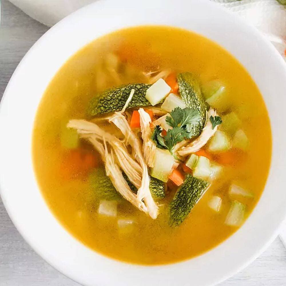 Sopa de Verduras con Pollo 500 ML