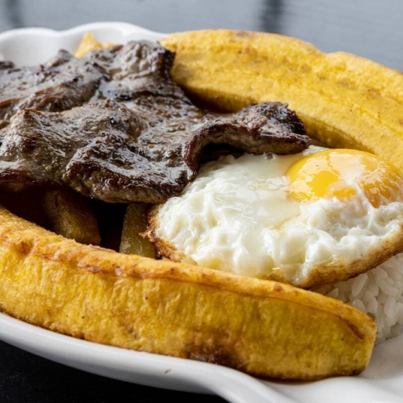 Bistec a Lo Pobre + Pepsi 355 ml