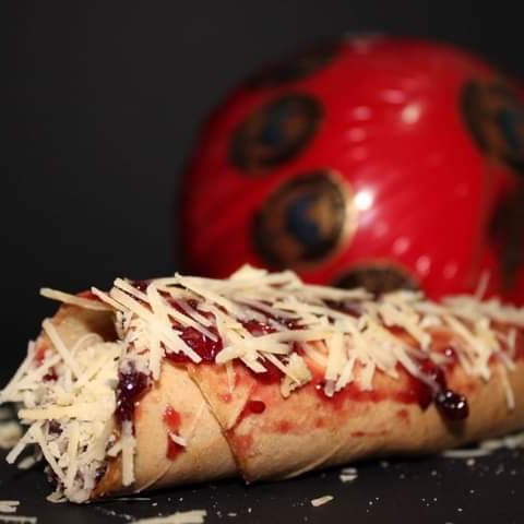 Mermelada de Fresa y Queso Philadelphia o Bola.
