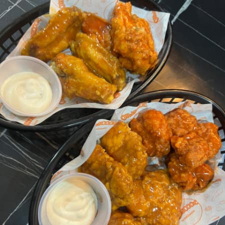 Alitas Chicas y Boneless Chicos