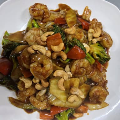 78. Camarones con Vegetales y Semillas de Marañón