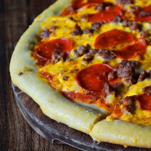 Pizza Carne Pepperoni