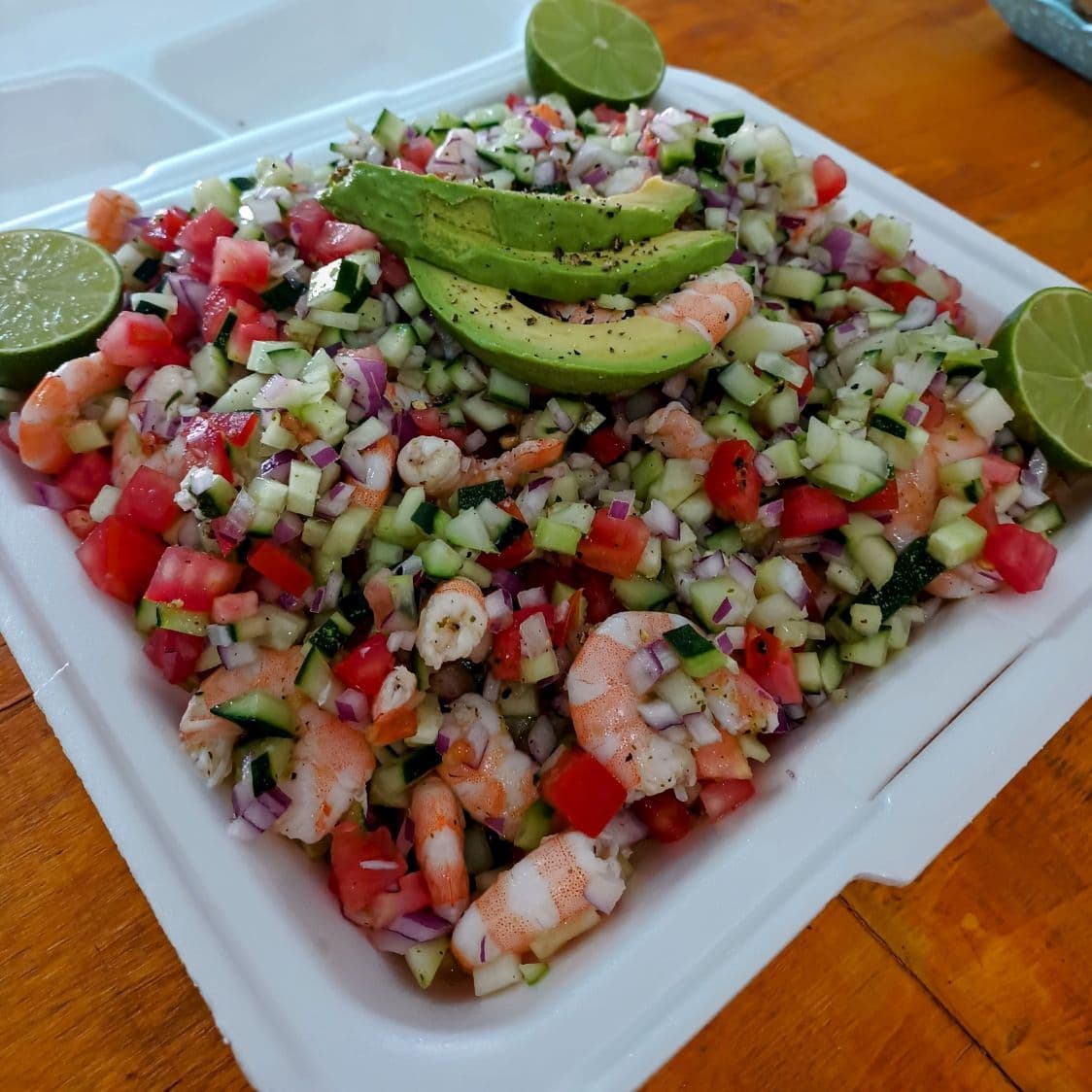 Ceviche de camarón cocido