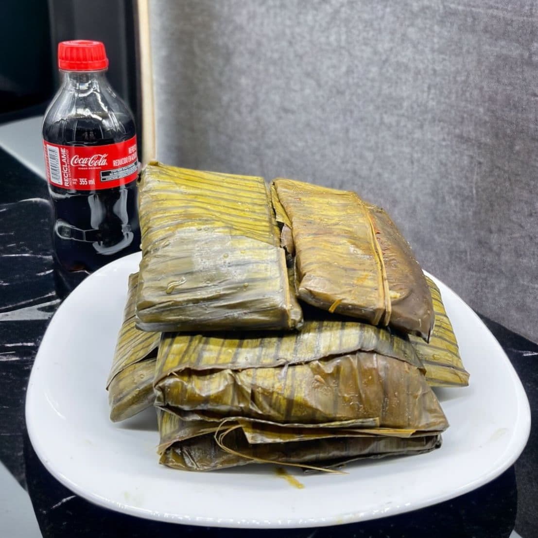 Combo 8 Tamales + 4 Refrescos